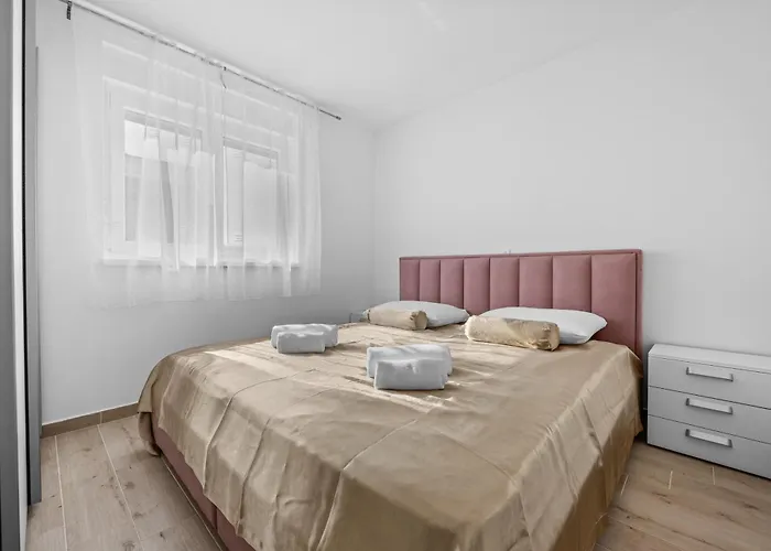 Lola Apartament *