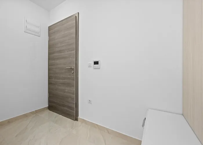Apartament Lola *
